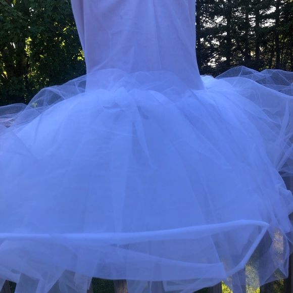 3/$25 🧁 Girl’s Ballerina White Tutu Dress, Velvet Bodice Bodysuit, Size Large - Picture 6 of 9
